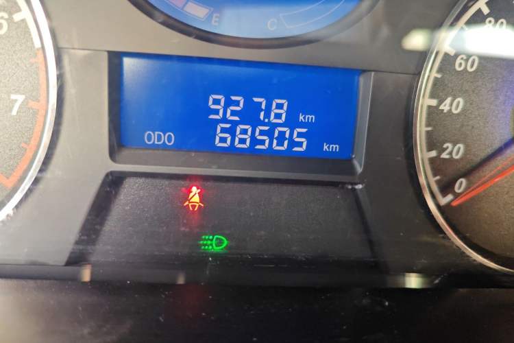 Used Geely Auto Classic Emgrand 2013 Sedan 1.8L Manual Elite Model Odometer Close Up