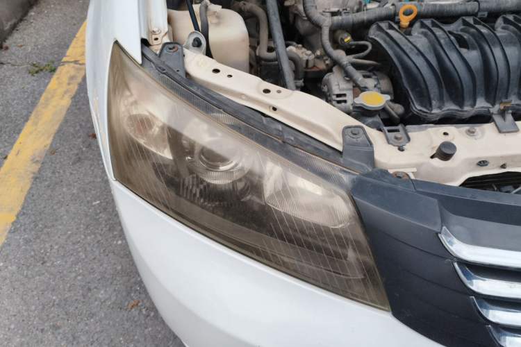 Used Geely Auto Classic Emgrand 2013 Sedan 1.5L Manual Entry-Level Model Right Front Headlight