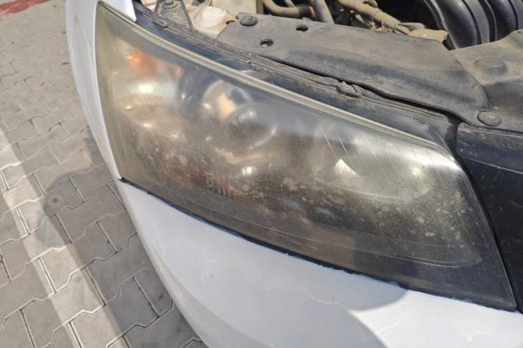 Used Geely Auto Classic Emgrand 2013 Sedan 1.8L Manual Elite Model Right Front Headlight