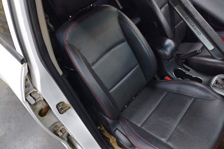 Used Geely Auto Classic Emgrand 2013 Hatchback 1.5L Manual Entry-Level Model Right Front Seat