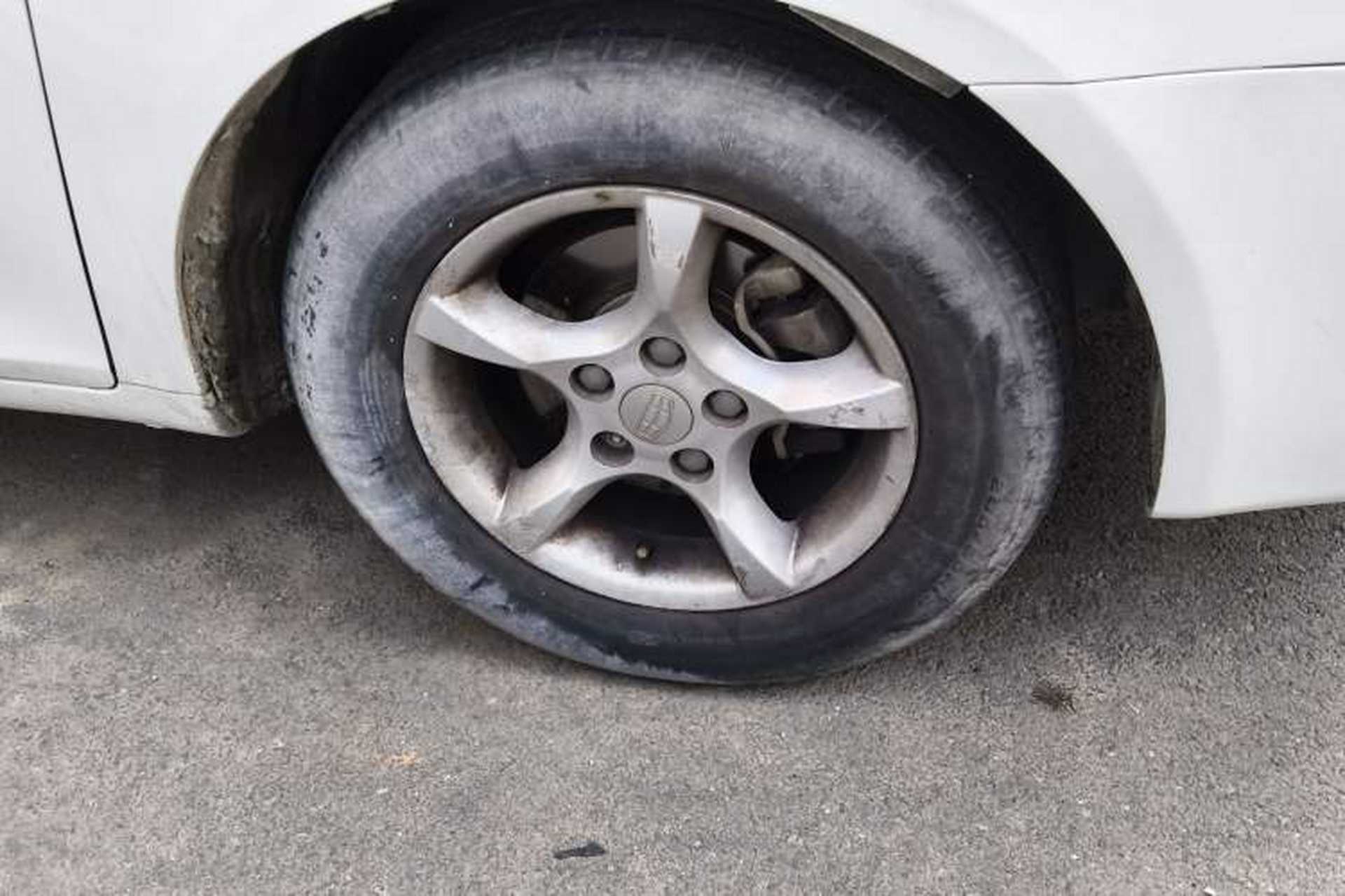 Used Geely Auto Classic Emgrand 2013 Hatchback 1.5L Manual Entry-Level Model Right Front Wheel Hub