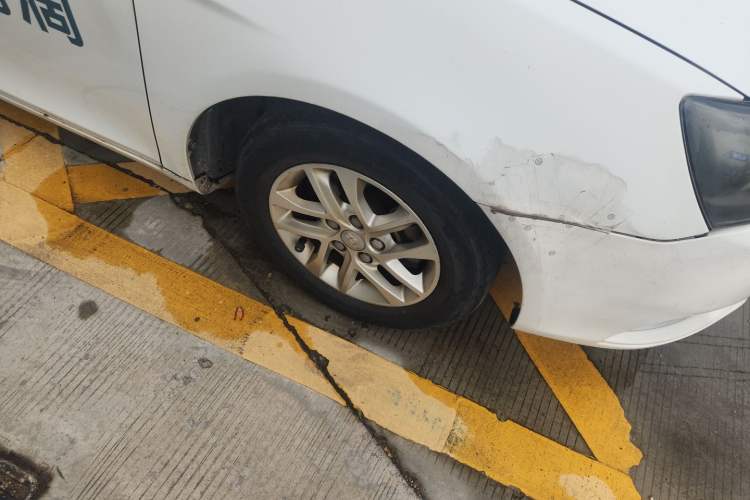 Used Geely Auto Classic Emgrand 2013 Sedan 1.8L Manual Elite Model Right Front Wheel Hub