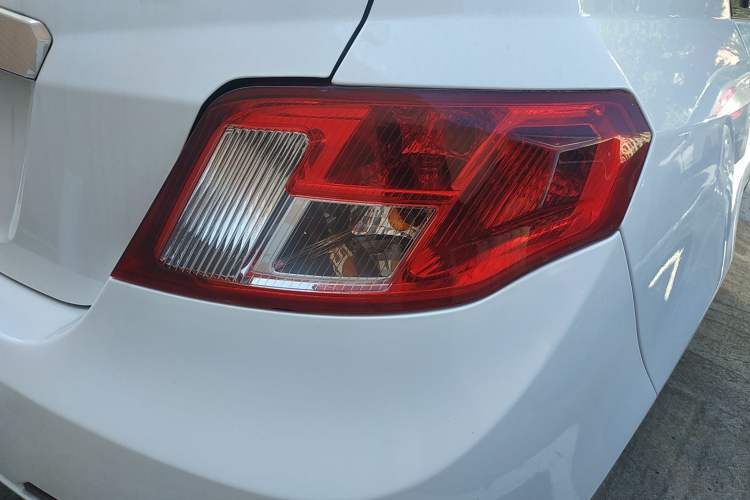Used Geely Auto Classic Emgrand 2013 Hatchback 1.5L Manual Luxury Model Right Rear Taillight
