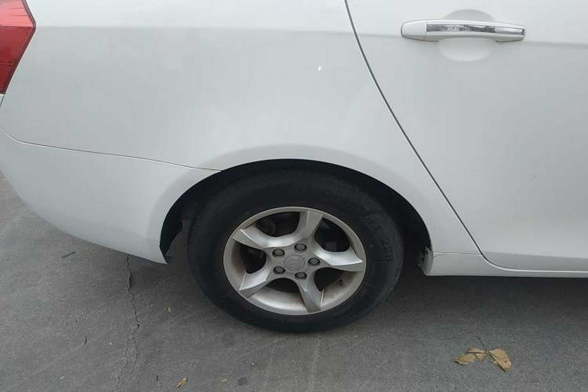 Used Geely Auto Classic Emgrand 2013 Sedan 1.5L Manual Entry-Level Model Right Rear Wheel Hub