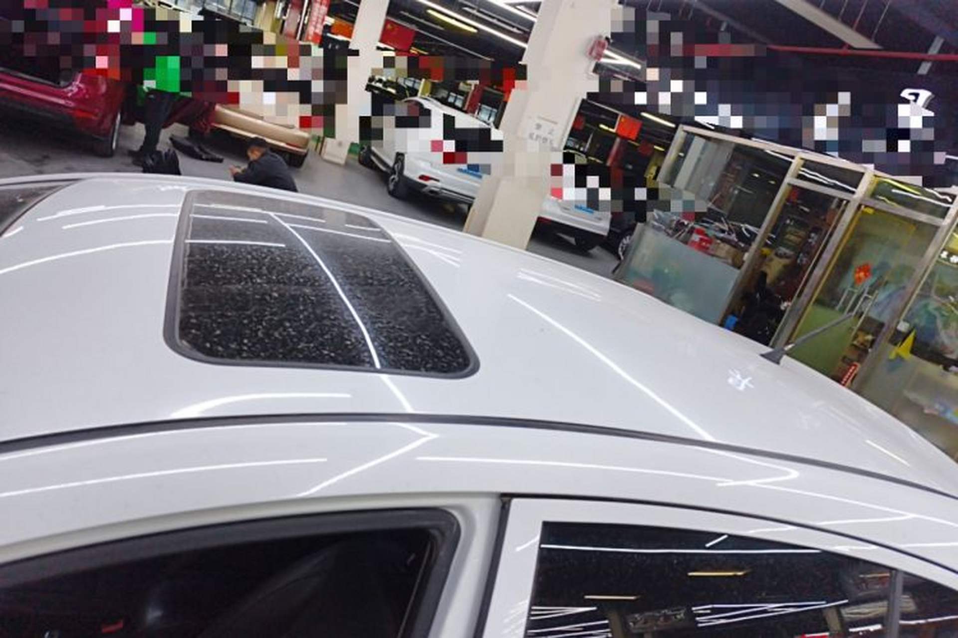 Used Geely Auto Classic Emgrand 2013 Hatchback 1.5L Manual Entry-Level Model Roof