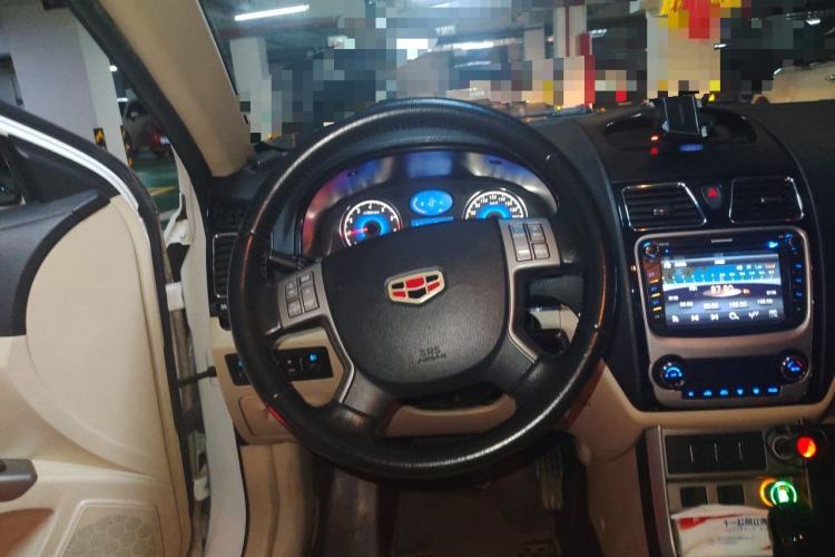 Used Geely Auto Classic Emgrand 2013 Sedan 1.8L CVT Elite Model Steering Wheel