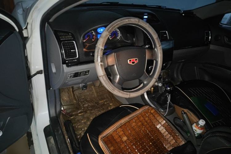 Used Geely Auto Classic Emgrand 2013 Sedan 1.5L Manual Entry-Level Model Steering Wheel