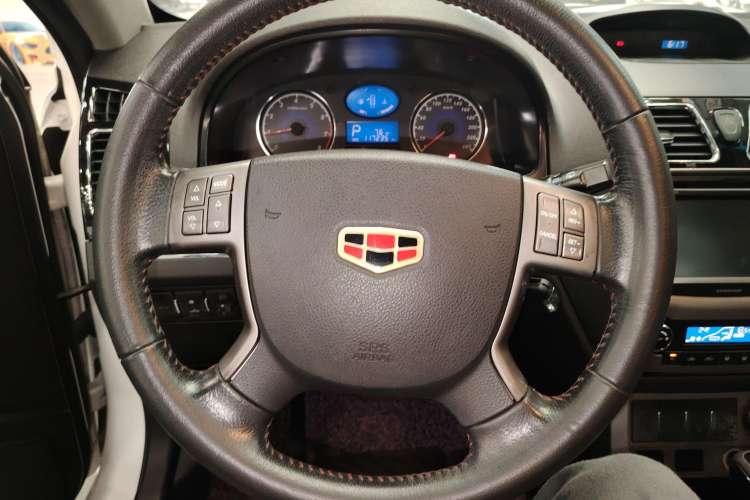 Used Geely Auto Classic Emgrand 2013 Hatchback 1.8L CVT Elite Model Steering Wheel