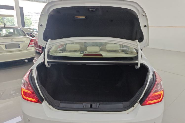 Used Geely Auto Classic Emgrand 2013 Sedan 1.8L CVT Elite Model Trunk