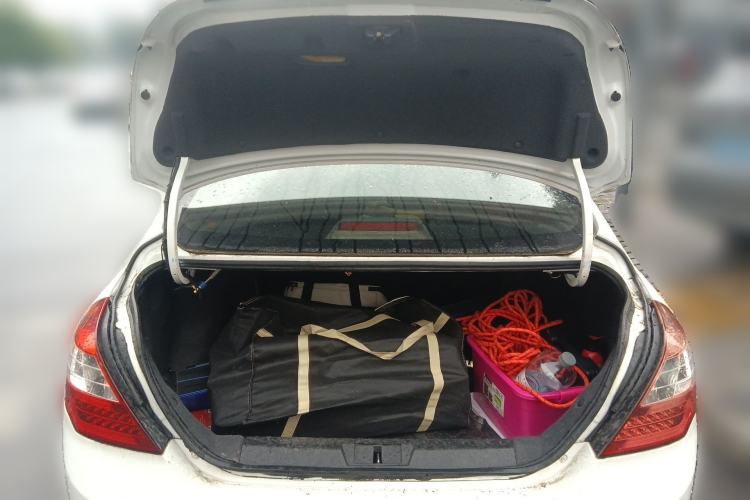 Used Geely Auto Classic Emgrand 2013 Sedan 1.5L Manual Entry-Level Model Trunk