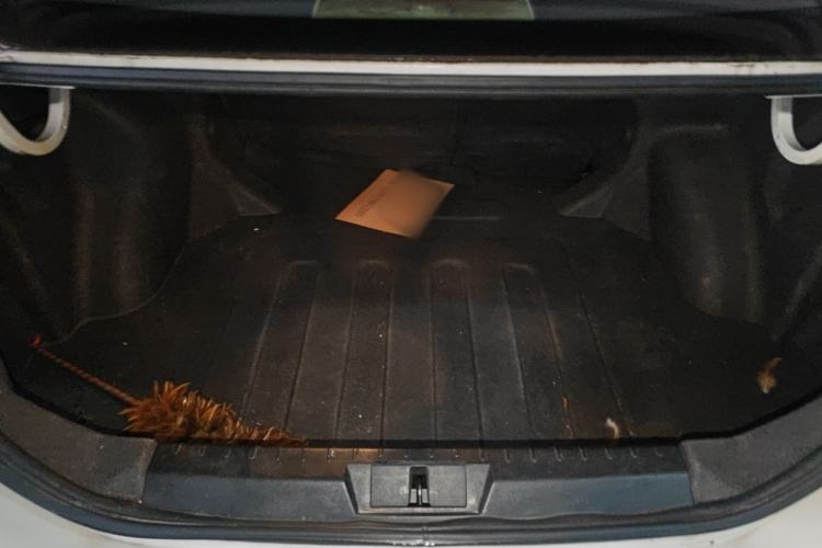 Used Geely Auto Classic Emgrand 2013 Sedan 1.5L Manual Entry-Level Model Trunk