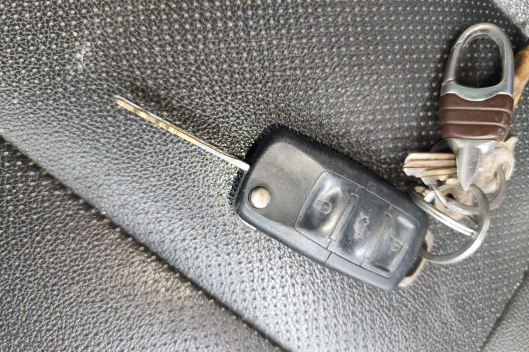Used Geely Auto Classic Emgrand 2013 Hatchback 1.5L Manual Entry-Level Model Vehicle Key