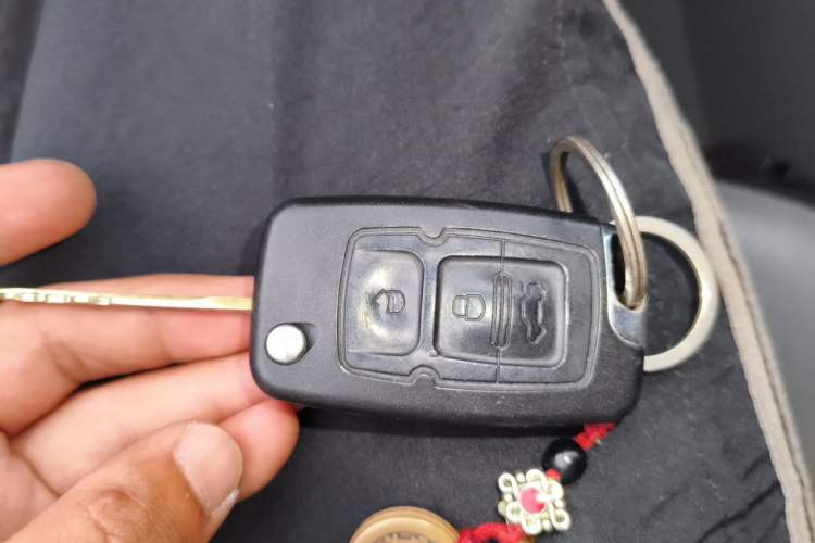 Used Geely Auto Classic Emgrand 2013 Sedan 1.5L Manual Entry-Level Model Vehicle Key