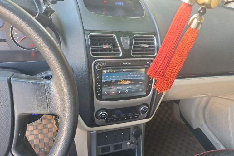 Used Geely Auto Classic Emgrand 2013 Sedan 1.5L Manual Elite Model Audio And AC Panel