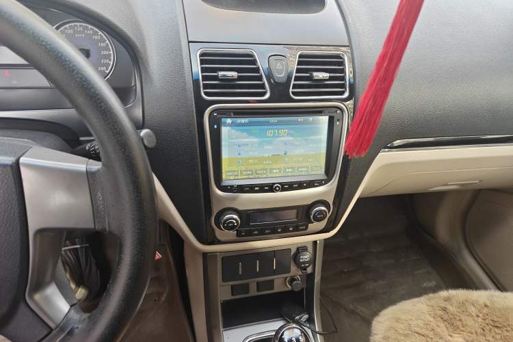 Used Geely Auto Classic Emgrand 2013 Sedan 1.5L Manual Elite Model Audio And AC Panel