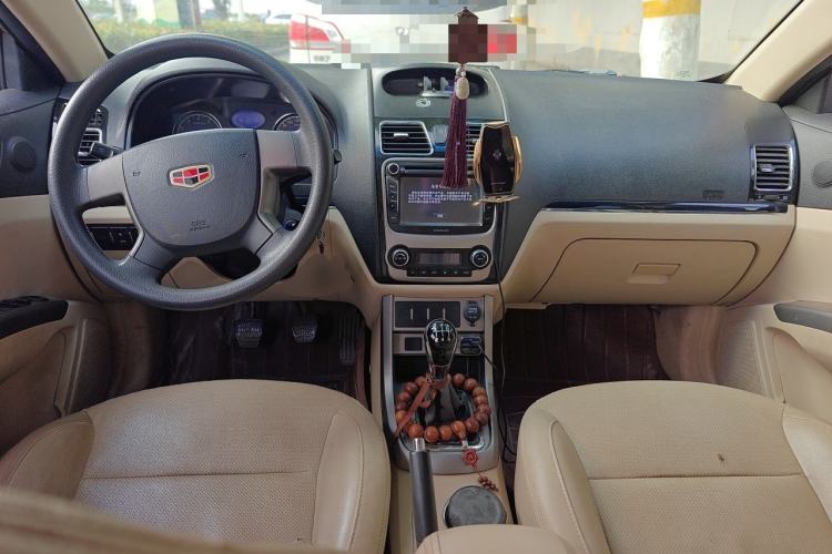 Used Geely Auto Classic Emgrand 2013 Sedan 1.5L Manual Elite Model Center Console