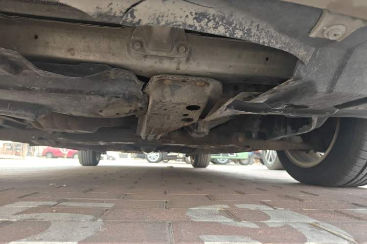 Used Geely Auto Classic Emgrand 2013 Sedan 1.5L Manual Elite Model Chassis Front