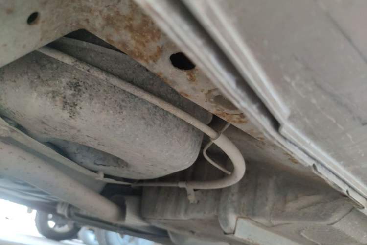 Used Geely Auto Classic Emgrand 2013 Sedan 1.8L Manual Luxury Model Chassis Rear Right