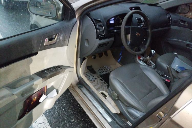 Used Geely Auto Classic Emgrand 2013 Sedan 1.5L Manual Entry-Level Model Driver Seat