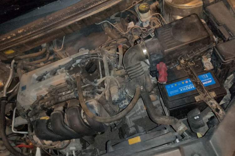 Used Geely Auto Classic Emgrand 2013 Sedan 1.8L CVT Elite Model Engine Bay Left