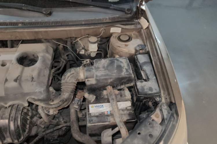 Used Geely Auto Classic Emgrand 2013 Hatchback 1.5L Manual Elite Model Engine Bay Left