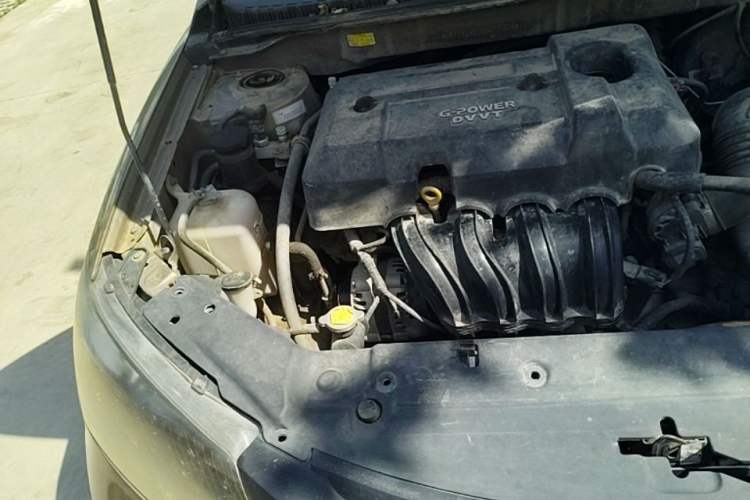 Used Geely Auto Classic Emgrand 2013 Sedan 1.5L Manual Elite Model Engine Bay Right