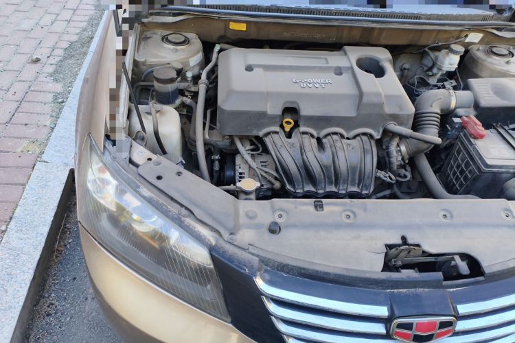 Used Geely Auto Classic Emgrand 2013 Sedan 1.5L Manual Elite Model Engine Bay Right