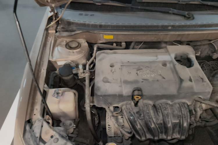 Used Geely Auto Classic Emgrand 2013 Hatchback 1.5L Manual Elite Model Engine Bay Right