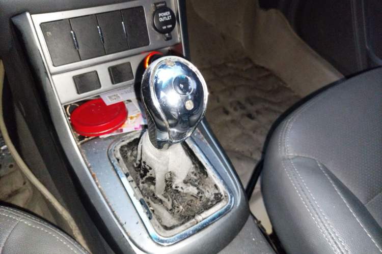 Used Geely Auto Classic Emgrand 2013 Sedan 1.5L Manual Entry-Level Model Gear Lever