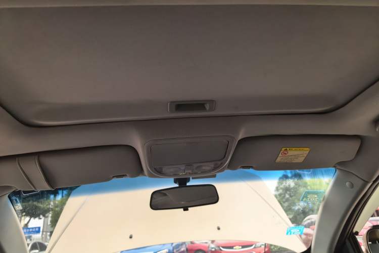 Used Geely Auto Classic Emgrand 2013 Sedan 1.5L Manual Entry-Level Model Headliner