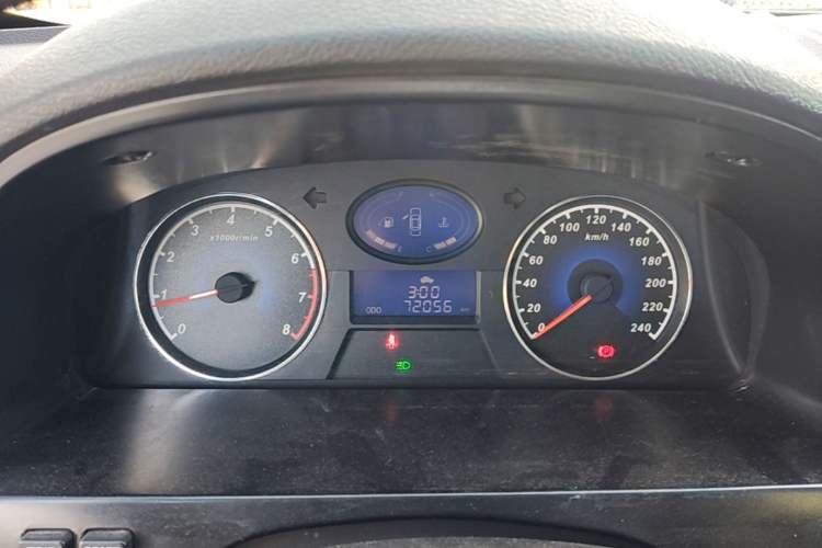 Used Geely Auto Classic Emgrand 2013 Sedan 1.5L Manual Entry-Level Model Instrument Cluster
