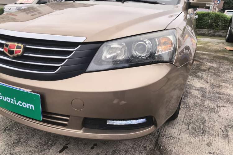 Used Geely Auto Classic Emgrand 2013 Sedan 1.5L Manual Entry-Level Model Left Front Headlight