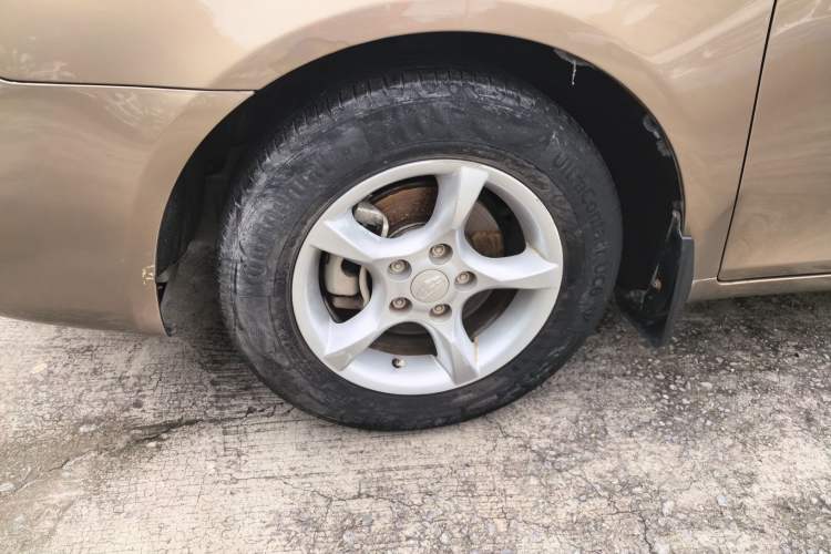 Used Geely Auto Classic Emgrand 2013 Sedan 1.5L Manual Entry-Level Model Left Front Wheel Hub