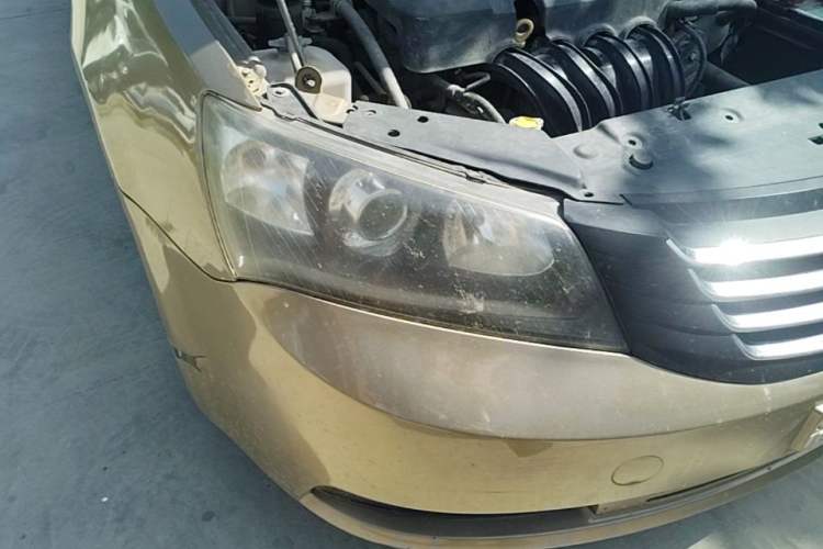 Used Geely Auto Classic Emgrand 2013 Sedan 1.5L Manual Elite Model Right Front Headlight