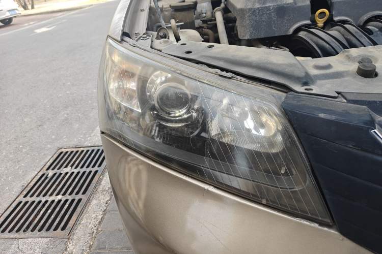 Used Geely Auto Classic Emgrand 2013 Sedan 1.5L Manual Elite Model Right Front Headlight