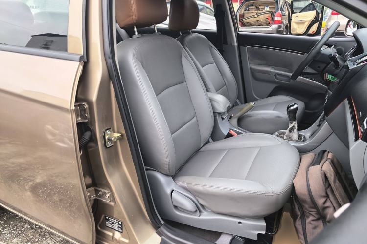 Used Geely Auto Classic Emgrand 2013 Sedan 1.5L Manual Entry-Level Model Right Front Seat