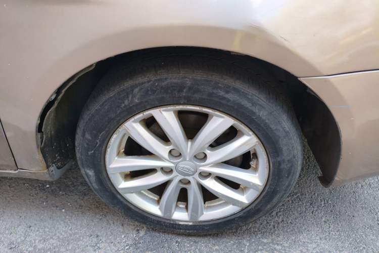 Used Geely Auto Classic Emgrand 2013 Sedan 1.5L Manual Elite Model Right Front Wheel Hub