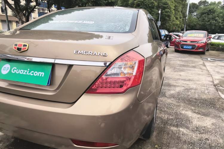 Used Geely Auto Classic Emgrand 2013 Sedan 1.5L Manual Entry-Level Model Right Rear Taillight