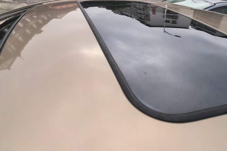 Used Geely Auto Classic Emgrand 2013 Sedan 1.5L Manual Entry-Level Model Roof