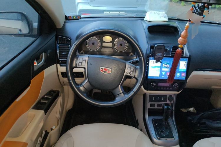 Used Geely Auto Classic Emgrand 2013 Sedan 1.8L CVT Elite Model Steering Wheel