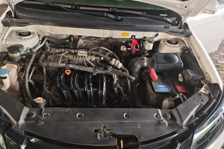 Used Geely Auto Classic Emgrand  Engine Bay