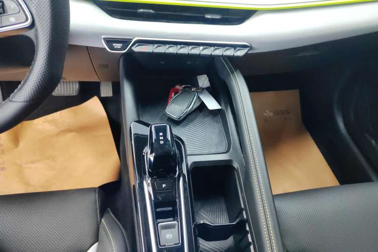 Used Geely Auto Coolray 2022 Bin Yue COOL 1.5TD DCT Ignite Edition Gear Lever