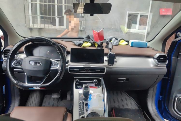 Used Geely Auto Coolray 2019 Sport Version 260T DCT Battle China VI Standard Center Console