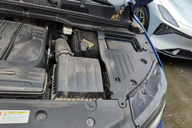 Used Geely Auto Coolray 2019 260T DCT Knight China V Standard Engine Bay Left