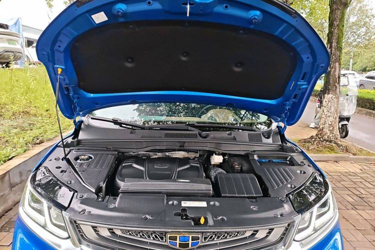 Used Geely Auto Coolray 2019 260T DCT Explorer China V Standard Engine Bay