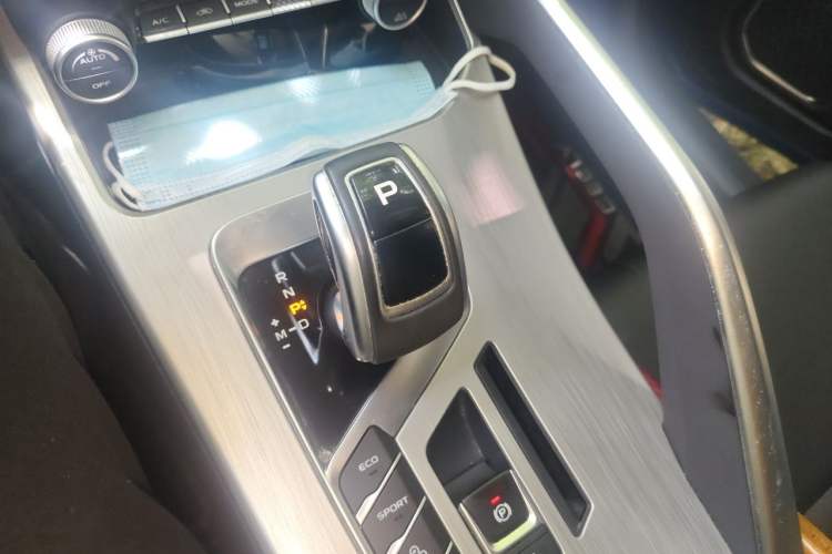 Used Geely Auto Coolray 2019 260T DCT Knight China VI Standard Gear Lever