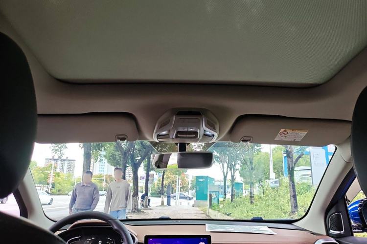 Used Geely Auto Coolray 2019 260T DCT Explorer China V Standard Headliner