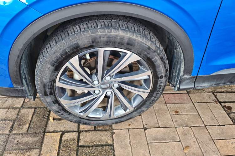 Used Geely Auto Coolray 2019 260T DCT Explorer China V Standard Left Front Wheel Hub