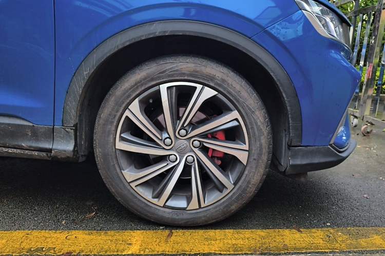 Used Geely Auto Coolray 2019 260T DCT Knight China V Standard Right Front Wheel Hub