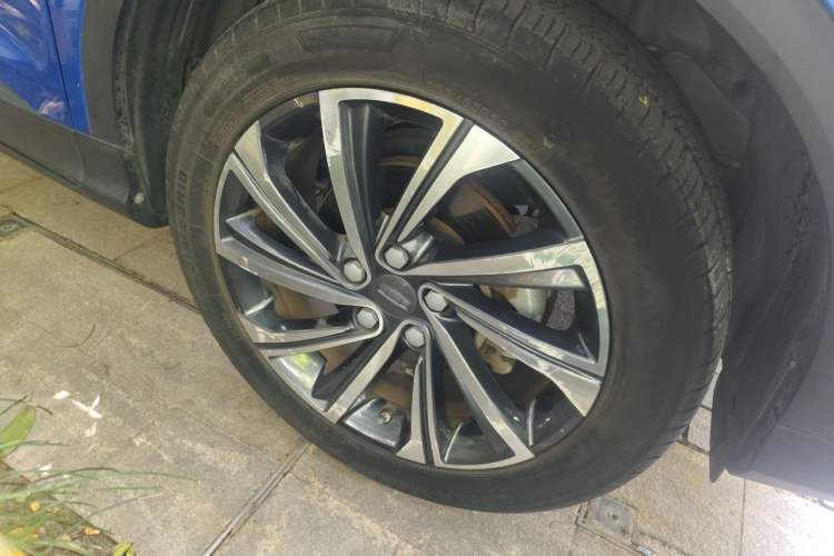 Used Geely Auto Coolray 2019 260T DCT Knight China VI Standard Right Front Wheel Hub